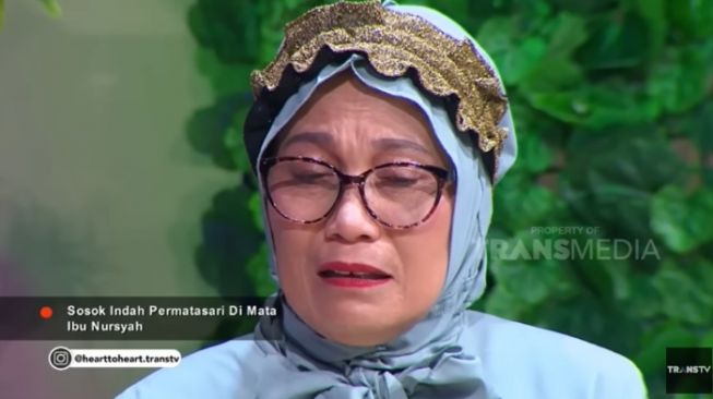 Nursyah, ibunda Indah Permatasari [youtube]