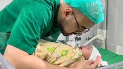 Selamat, Istri Kemal Palevi Melahirkan Anak Pertama