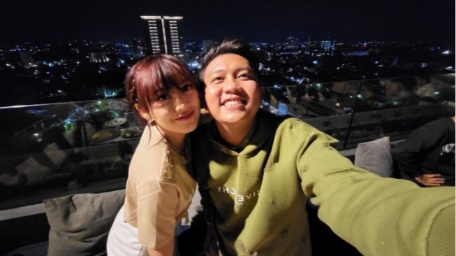 Denny Caknan dan Happy Asmara (Instagram @happy_asmara77)