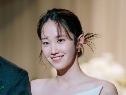 8 Pesona Jeon Jong Seo di Wedding Impossible, Drakornya Siap Tayang di Bulan Ini